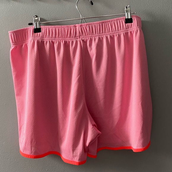 Under Armour Womens‎ Mesh Shorts - Picture 4 of 7